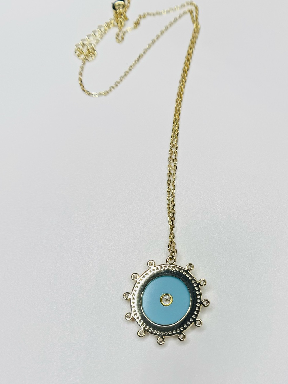 18K Gold Circular Turquoise Pendant Necklace with Heart Accent - Picture 3 of 5